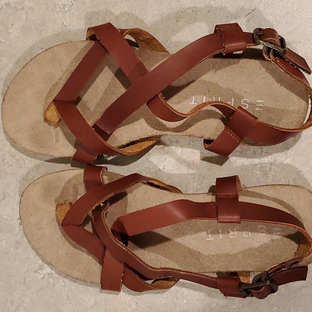 Brown sprit sandals size 6